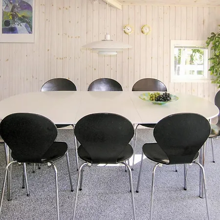Gorgeous Home In Humble With Sauna Ferienhaus Nordenbro Vesteregn