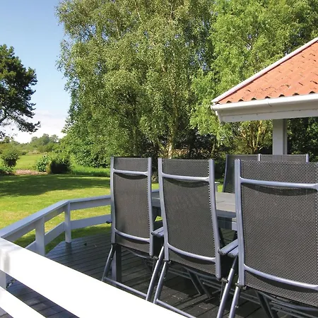 Gorgeous Home In Humble With Sauna * Nordenbro Vesteregn