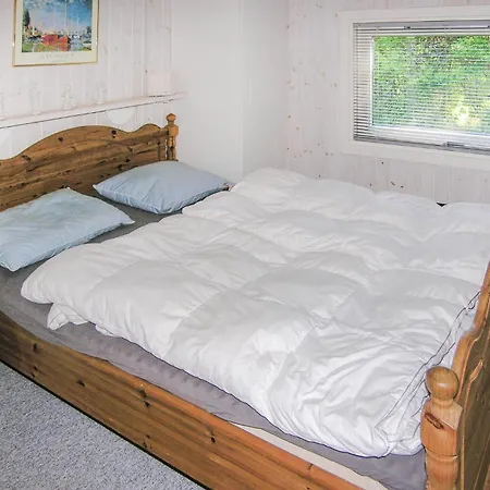 Gorgeous Home In Humble With Sauna Ferienhaus Nordenbro Vesteregn